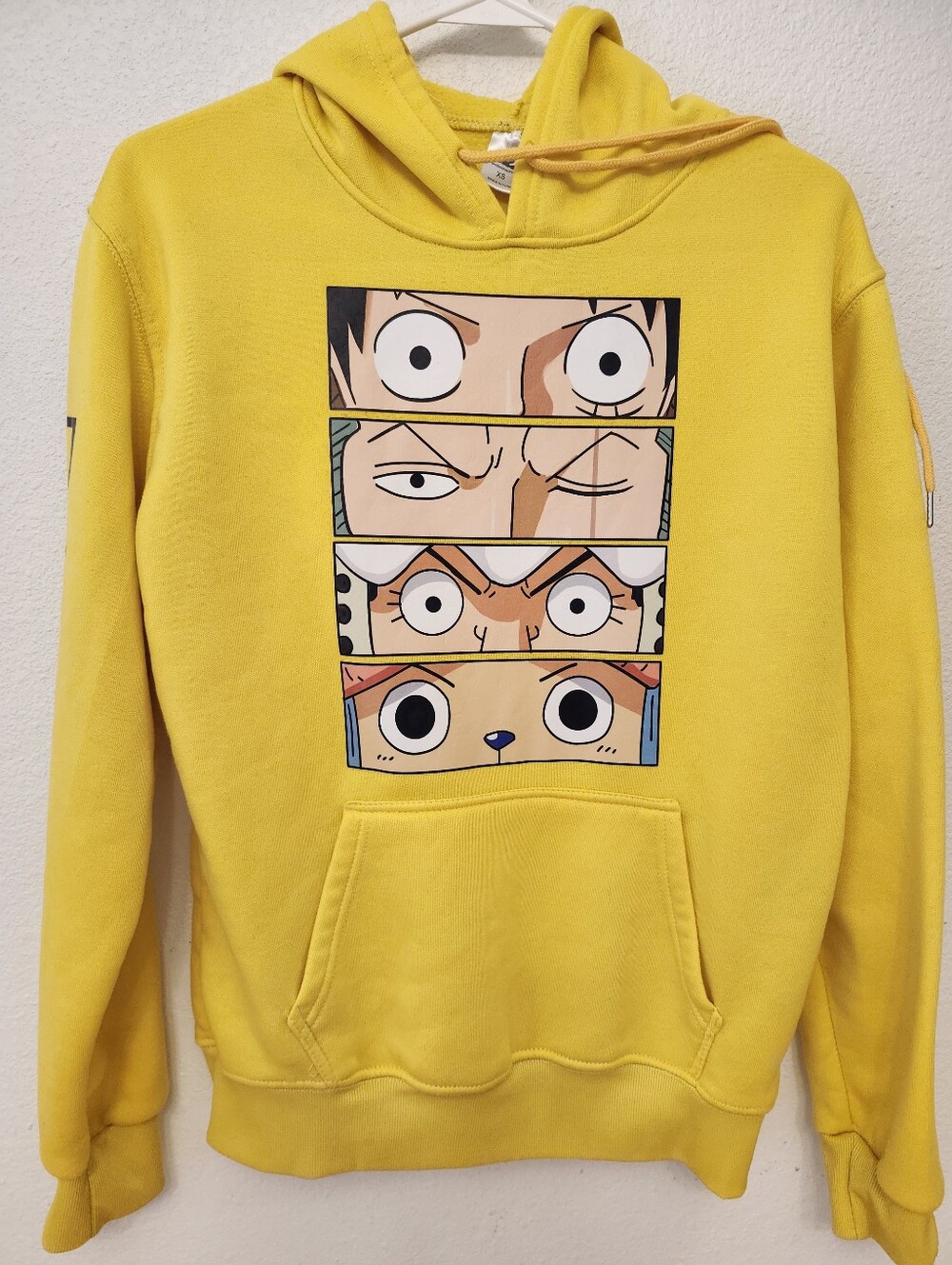Yellow Graphic Anime Pullover Hoodie Sweatshirt XS